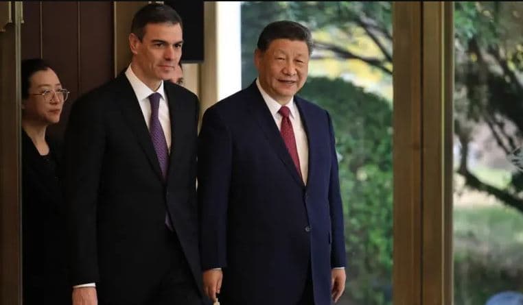 Xi Jinping i bën thirrje BE-së për t'iu kundërvënë tarifave të Trump