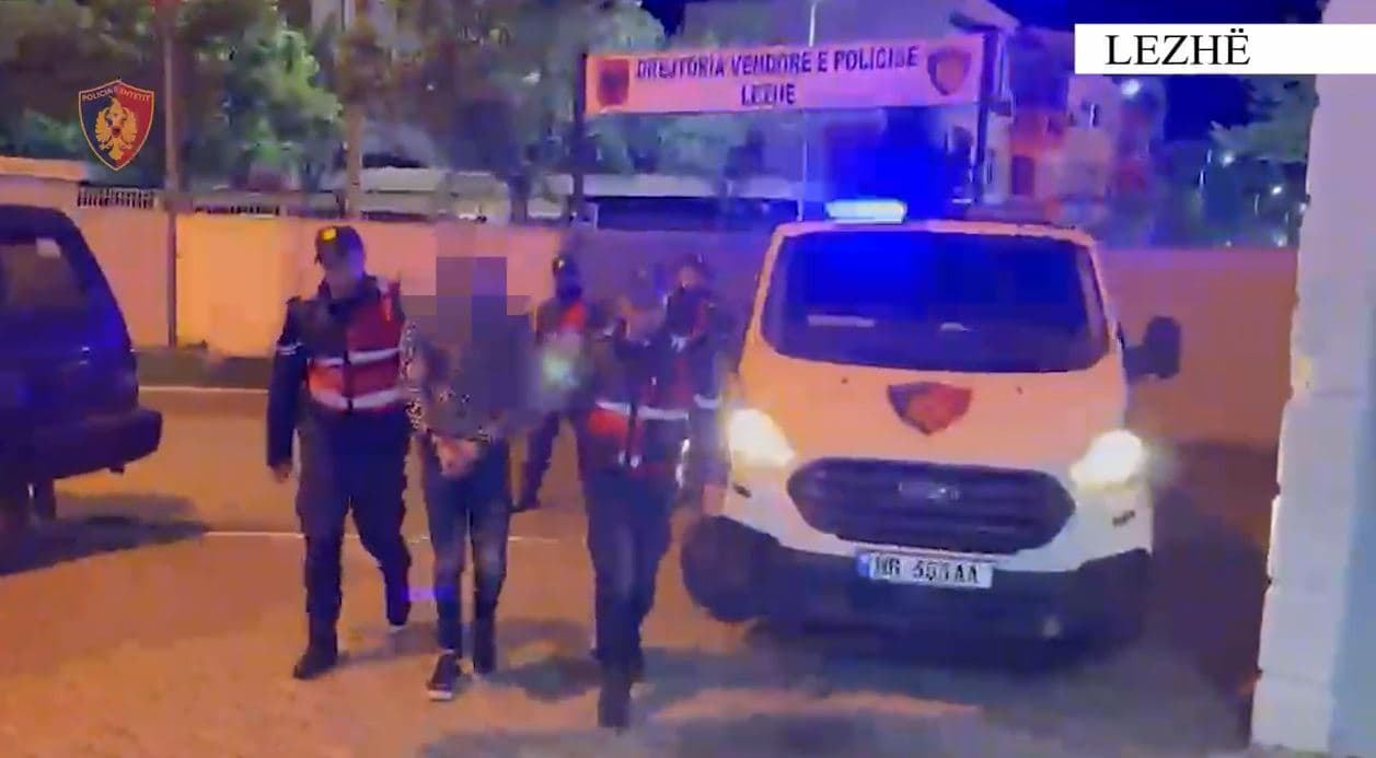 Sekuestrohen 34 kg kanabis në Lezhë/  Në pranga i riu, një tjetër shpallet në kërkim