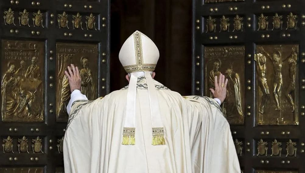 Çfarë ndodh pas vdekjes së Papa Françeskut?