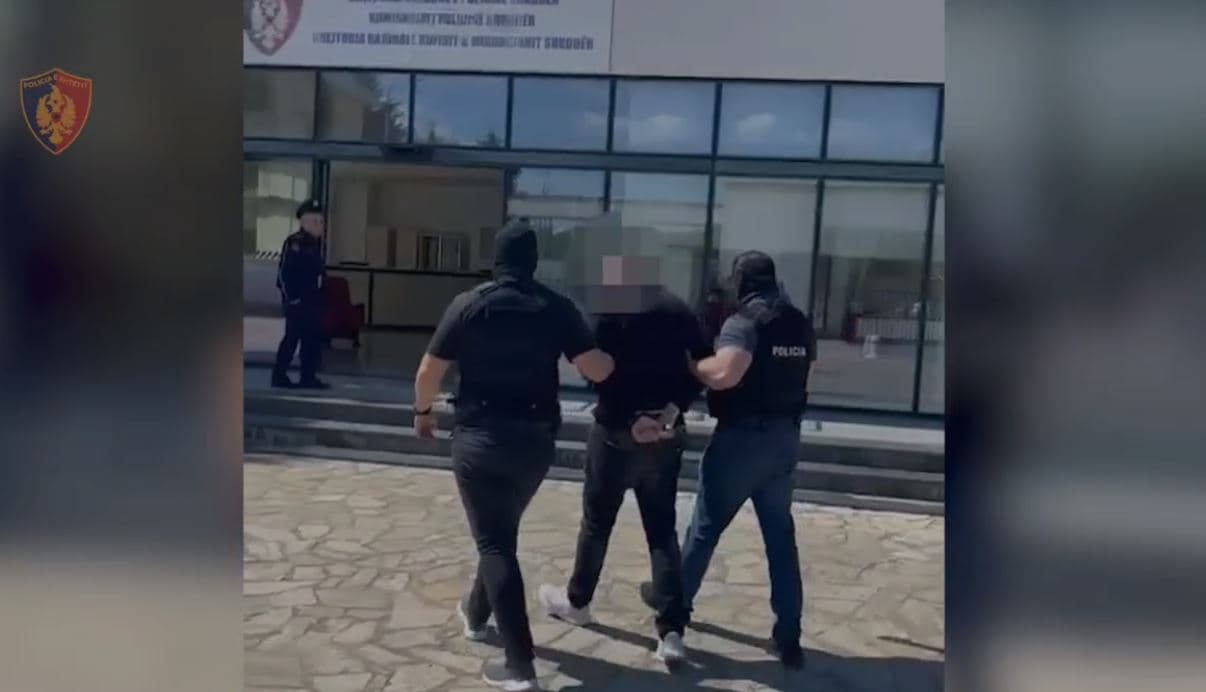 Në kërkim nga drejtësia spanjolle për kultivim kanabisi me llamba, kapet në aksin Vau i Dejës-Shkodër