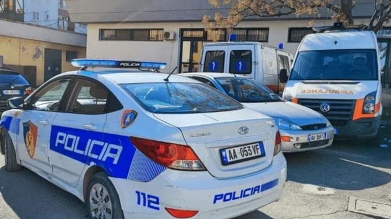 Të shtëna me armë zjarri në Laç, raportohet për disa të plagosur 