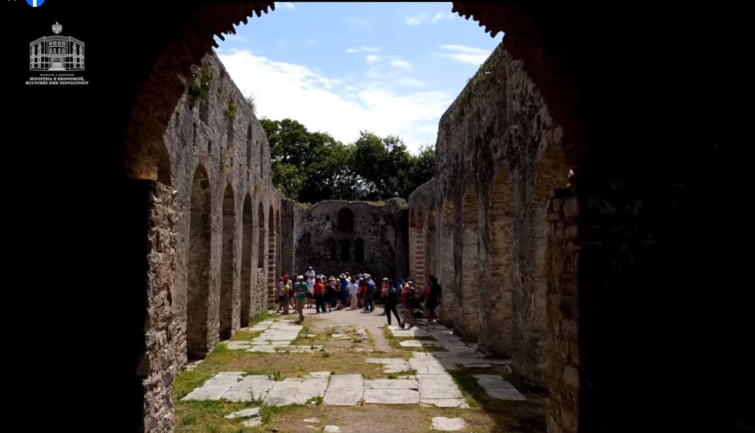 5 Maj-31 Tetor, sezoni turistik veror/ Muze, parqe arkeologjike dhe kala të hapura gjatë gjithë ditës për vizitorë