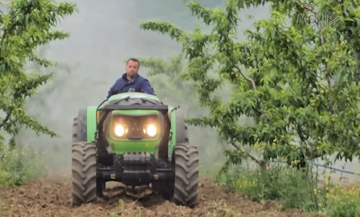 "Dyndje" për naftë pa akcizë / Mbi 19 mijë aplikime nga fermerët në Lushnjë