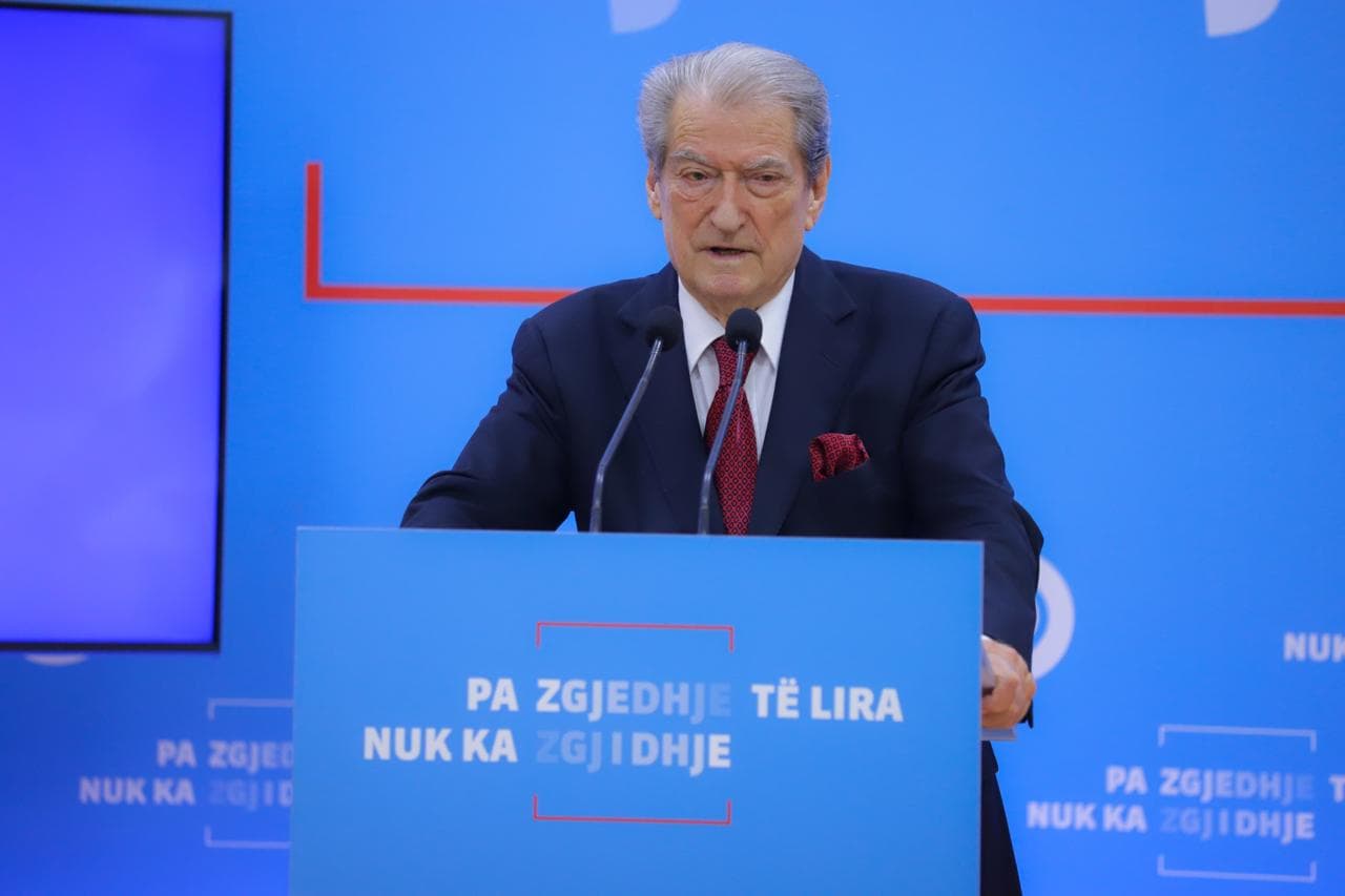 Berisha: Rama i kërcënoi bashkëpunëtorët me SPAK-un, farsa elektorale prodhoi një narkoparlament