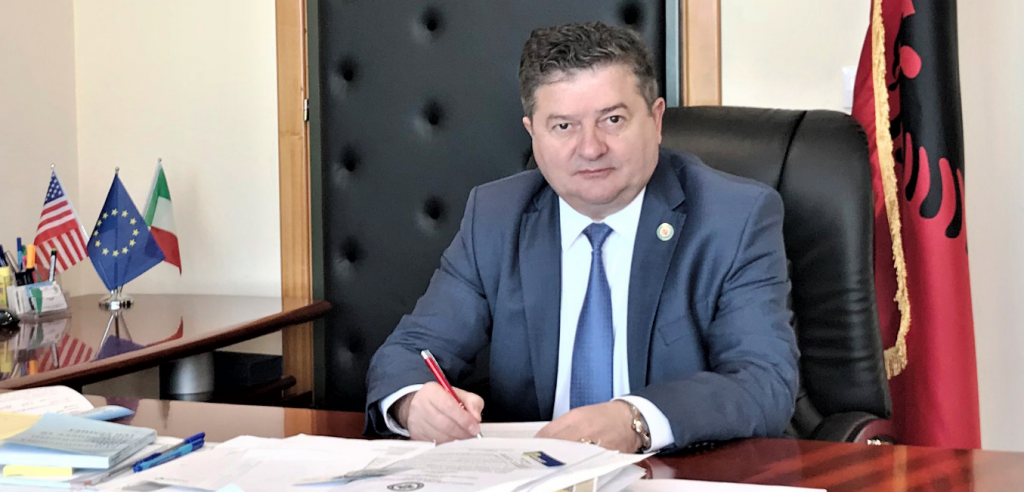 Arrestohet ish-Presidenti i Urdhrit të Stomatologut, akuzohet për tri vepra penale