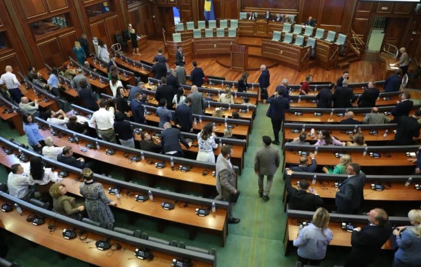 Vendimi i Gjykatës Kushtetuese: Kuvendi i Kosovës duhet të konstituohet brenda 30 ditësh