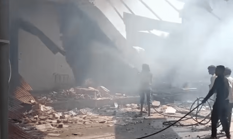 Zjarr në një ndërtesë në Indi, të paktën 17 të vdekur