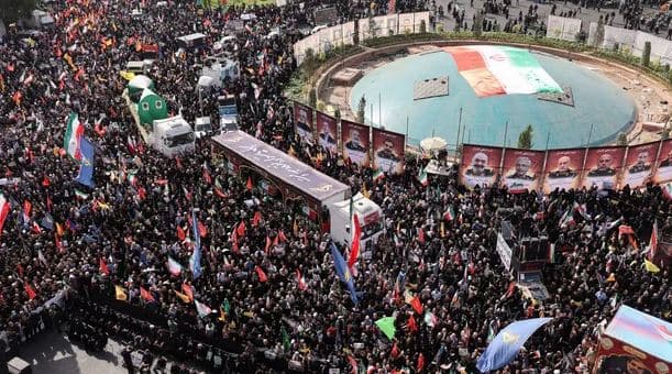 Iran/ Funeral shtetëror për udhëheqësit ushtarakë të vrarë në konfliktin me Izraelin