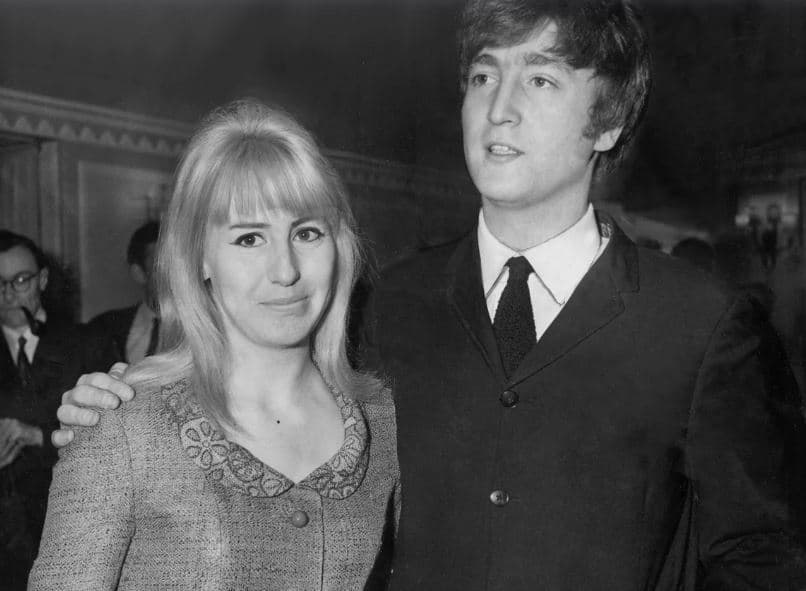 Del në shitje letra “e ndyrë” e dashurisë e John Lennon drejtuar gruas së parë 