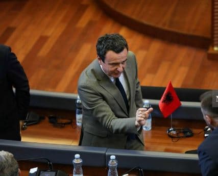 Shkak konstituimi i Kuvendit/ Kurti pret sot në takim krerët e partive politike