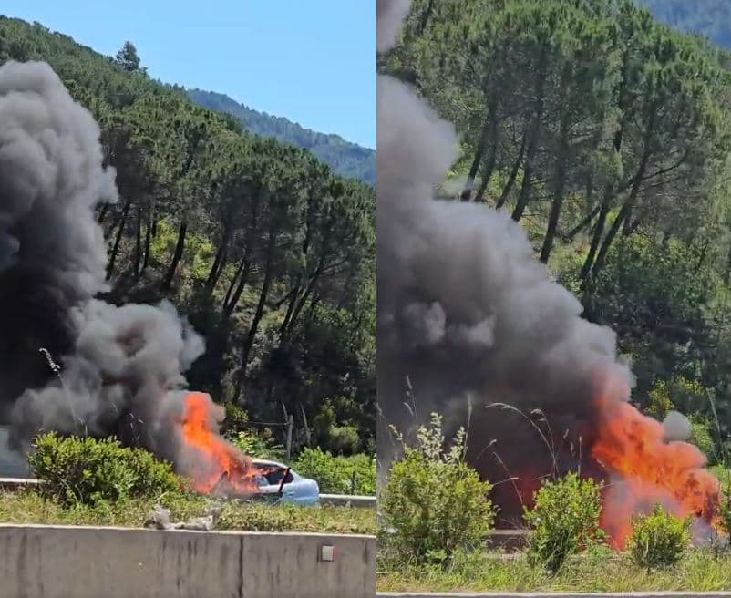 Digjet një automjet në ecje e sipër në aksin Elbasan-Tiranë