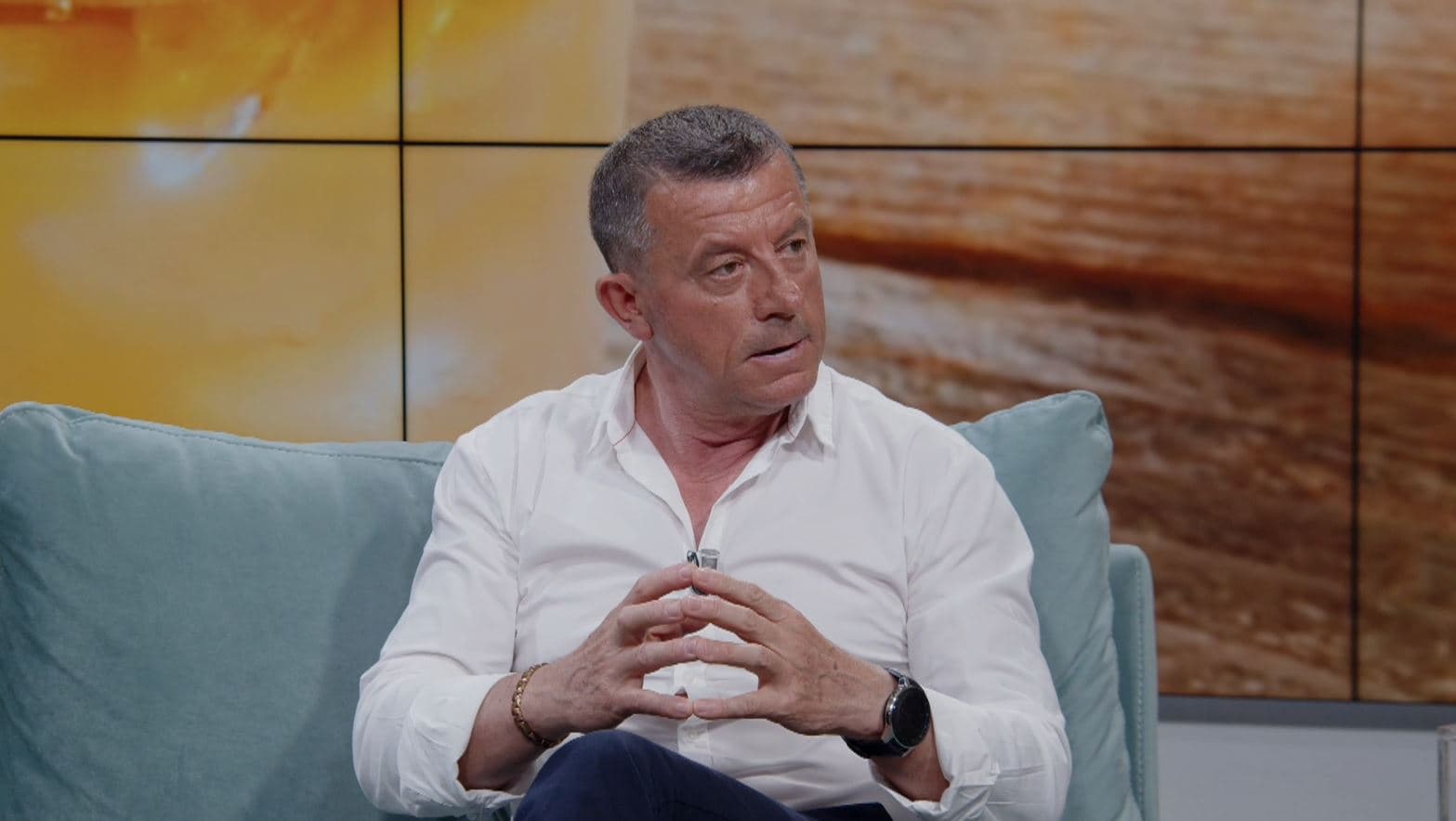 Ndoni: Hiqni dorë nga koktejlet, janë ngjyrues dhe sheqer. Edhe lëngu i frutave është i dëmshëm 