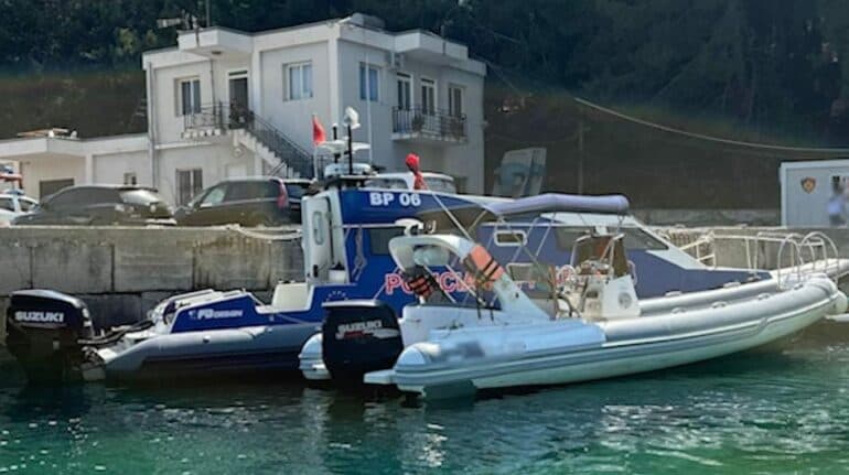 Dhërmi/ Turisti gjerman plagoset nga helika e një skafi