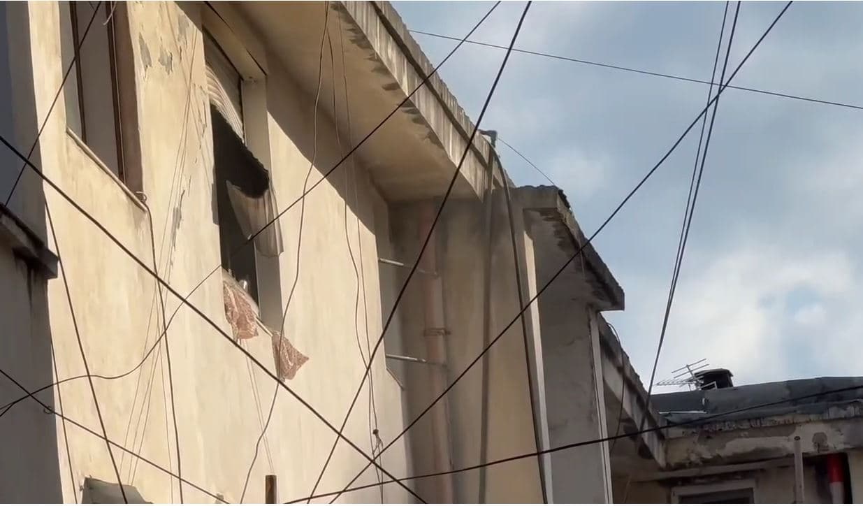  Shpërthen bombola e gazit në një banesë në Fier, lëndohet një grua
