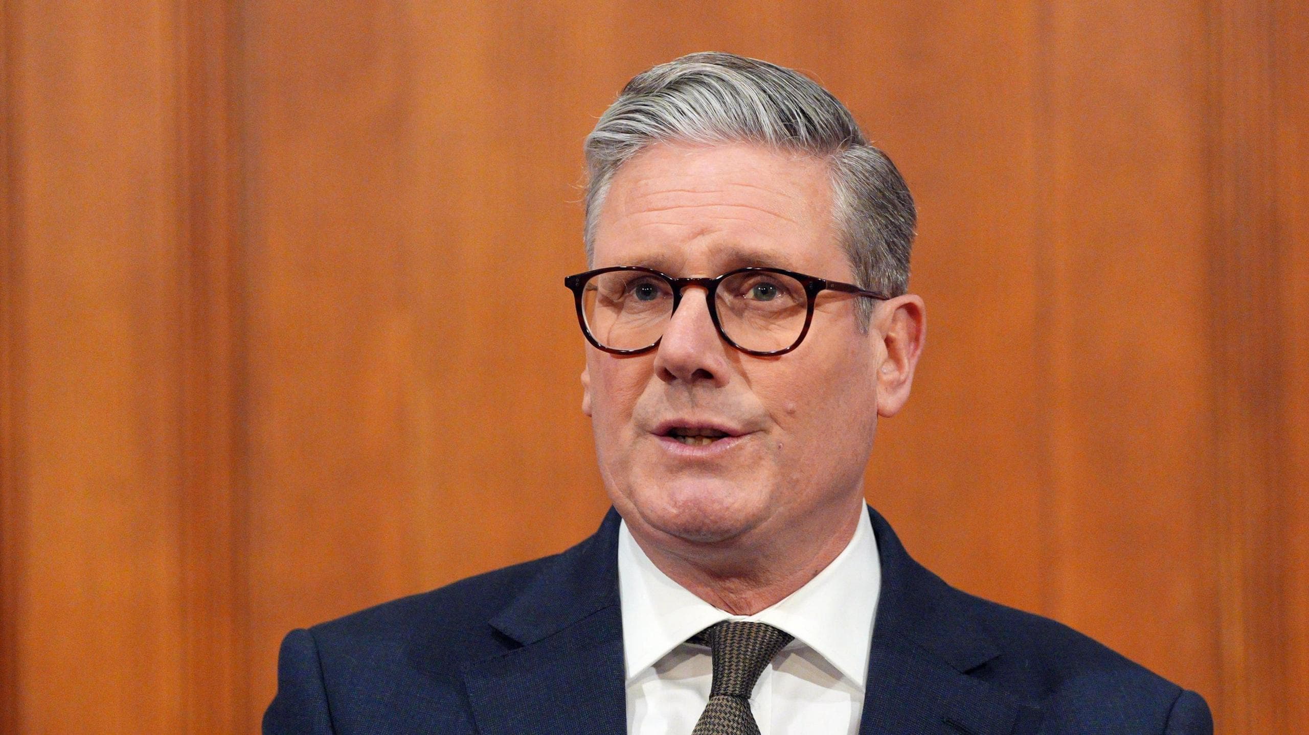 Starmer reagon pas bombardimeve nga SHBA: Irani të kthehet në tryezën e negociatave