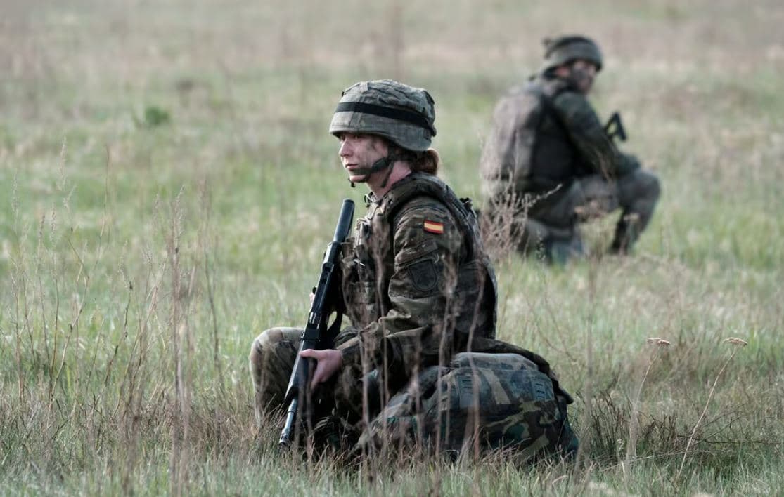 Rekrutimi i ushtarëve sfidë për Europën, po mendohet përfshirja e më të rinjve 