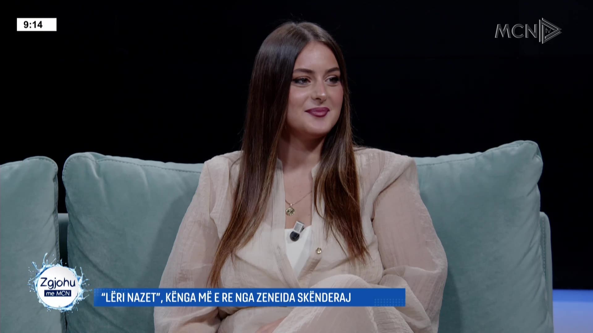 Këngëtarja e muzikës popullore Zeneida Skënderaj promovon këngën e muzikës së lehtë "Lëri nazet"