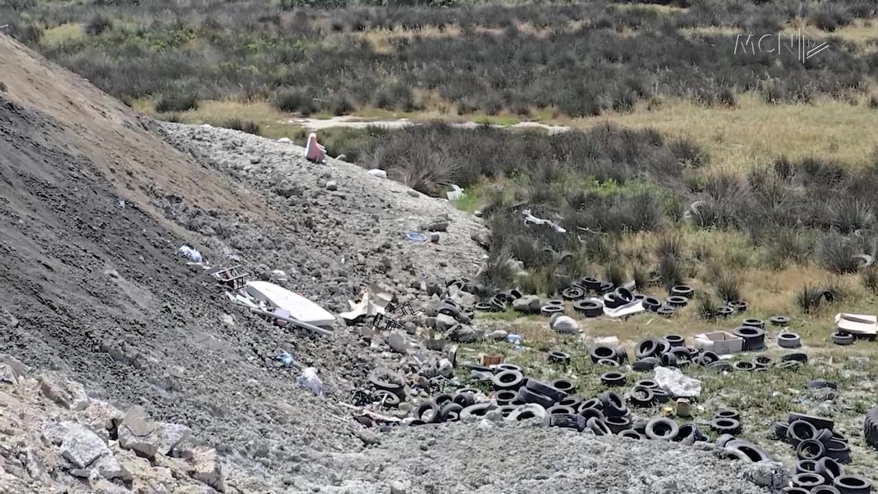 Inertet jashtë kontrollit / Një vendgrumbullim i improvizuar në Vlorë (VIDEO)