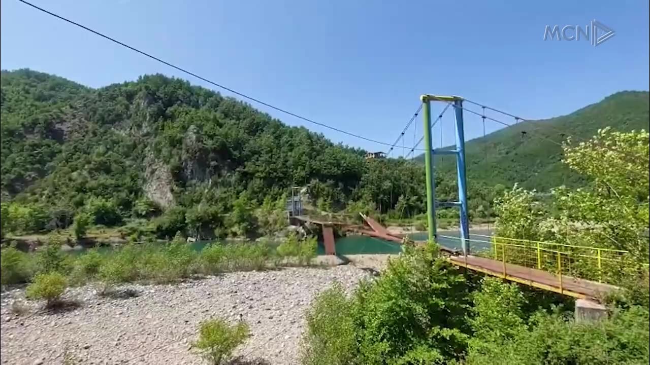 Skuraj, destinacion turistik i verës / Turistë të huaj shijojnë natyrën dhe ushqimin tradicional (VIDEO)