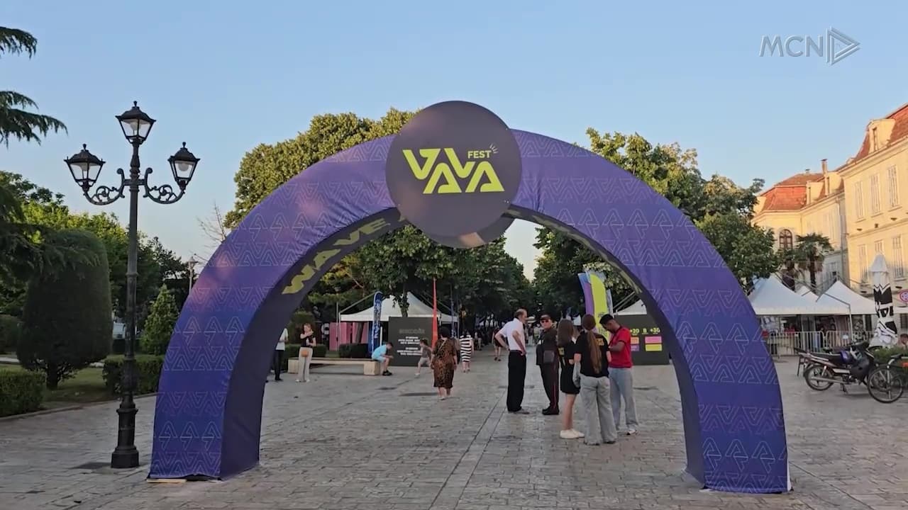 “Vala Fest” në Shkodër / Arti, kultura dhe spektakli më afër qytetarëve (VIDEO)