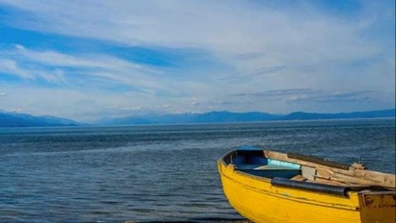 U bllokuan në liqenin e Pogradecit me kanoe, turistët holandezë nxirren në breg nga policia