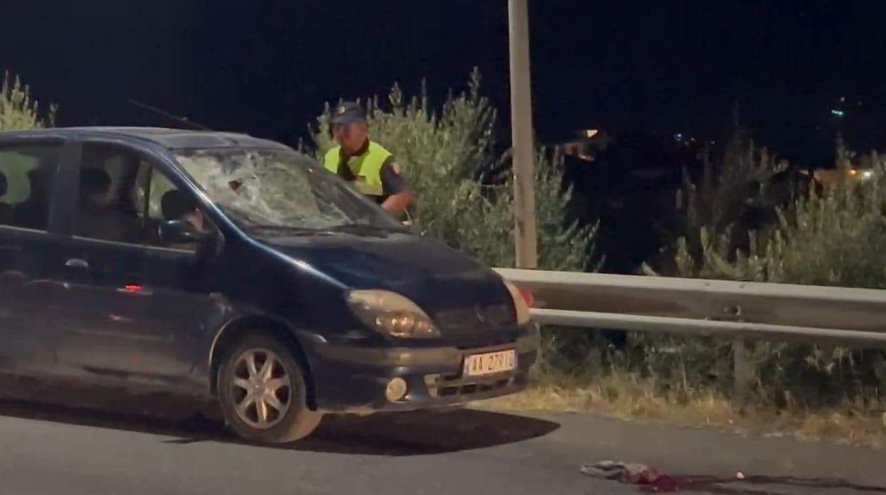 I dehur në timon përplasi për vdekje një person me biçikletë, arrestohet i riu në Elbasan