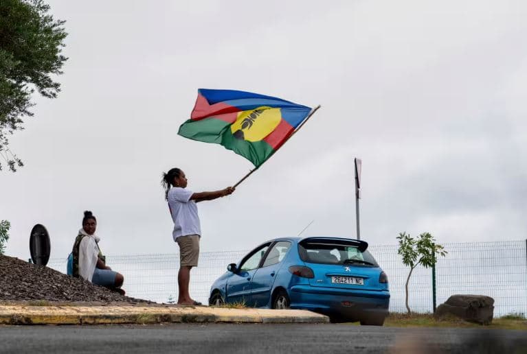 Kaledonia e Re do të shpallet shtet në një marrëveshje historike, por do të mbetet franceze