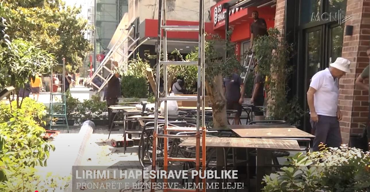 Lirimi i hapësirave publike/ Pronarët e bizneseve: Jemi me leje! (VIDEO)