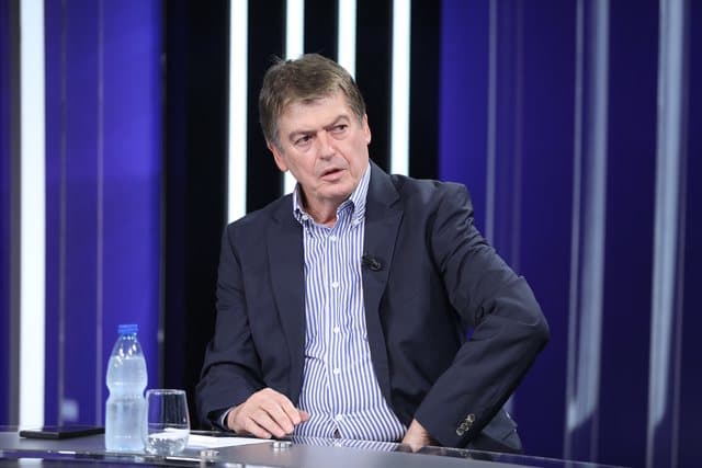 “Regjim i kalçifikuar”, Topi: Ky sistem nuk shërohet, duhet kirurgji politike