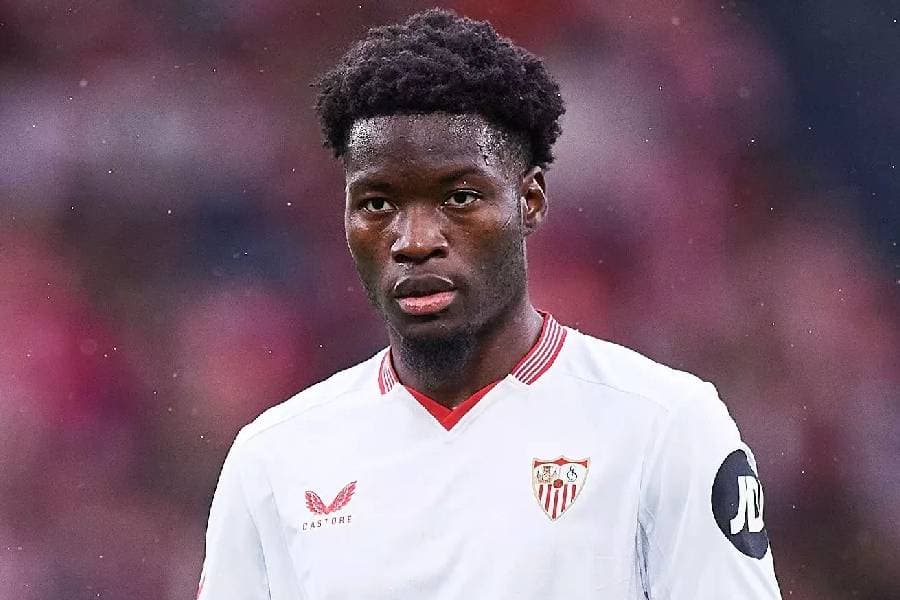 Manchester United, interes për Lucien Agoume