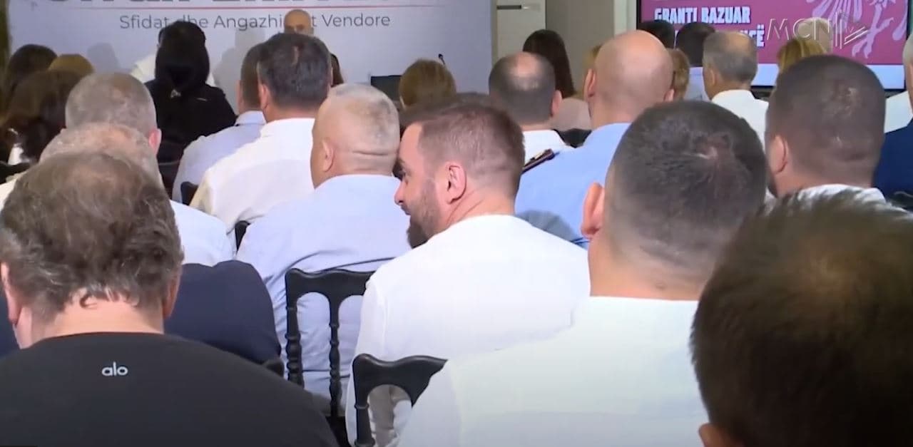 “Furtunë” shkarkimesh/ Dorëheqje masive e kryetarëve të njësive administrative (VIDEO)