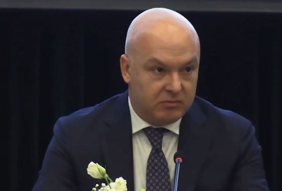 AKEP paralajmëron masa në tregun e internetit/ Operatorët të shqetësuar për informalitetin (VIDEO)