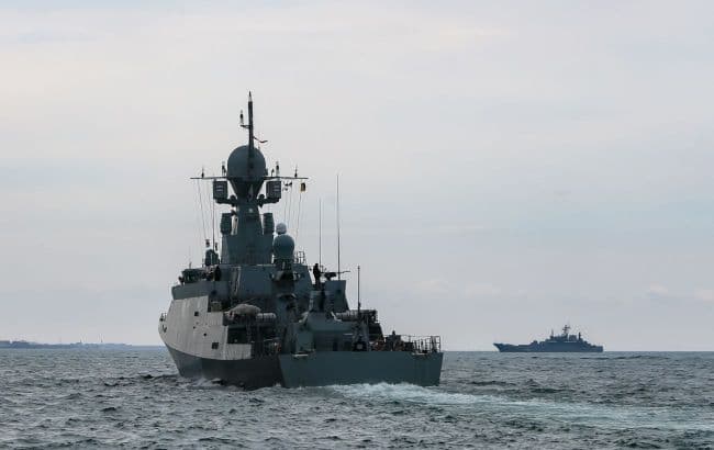 Rusia dërgon tri anije luftarake në Mesdhe, njëra me raketa Kalibr