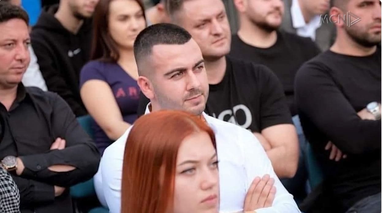Një tjetër demokrat në pozicion drejtues. Babai i ish-anëtarit të FRPD, shef i policisë në Himarë