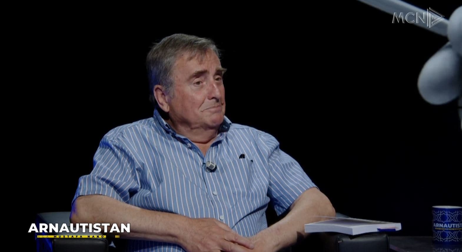 “Tre sekonda me prindërit që s’i i njoha kurrë”, Eno Koço: “Takimi” im me Tefta dhe Kristaq Koçon 