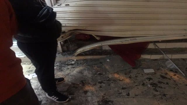 Tiranë, shpërthim me lëndë plasëse në portën e një garazhi