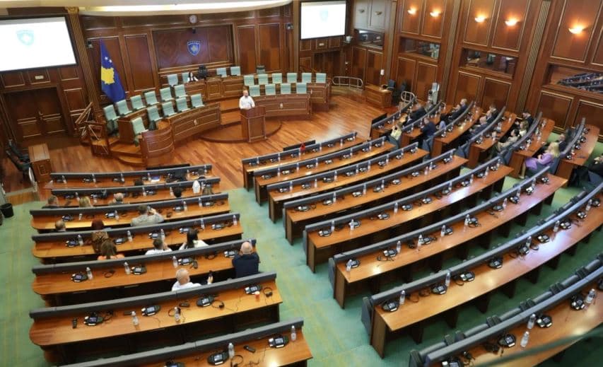 Dështimi i 41-të/ Bllokada në Kuvendin e Kosovës shkon sërish në Kushtetuese