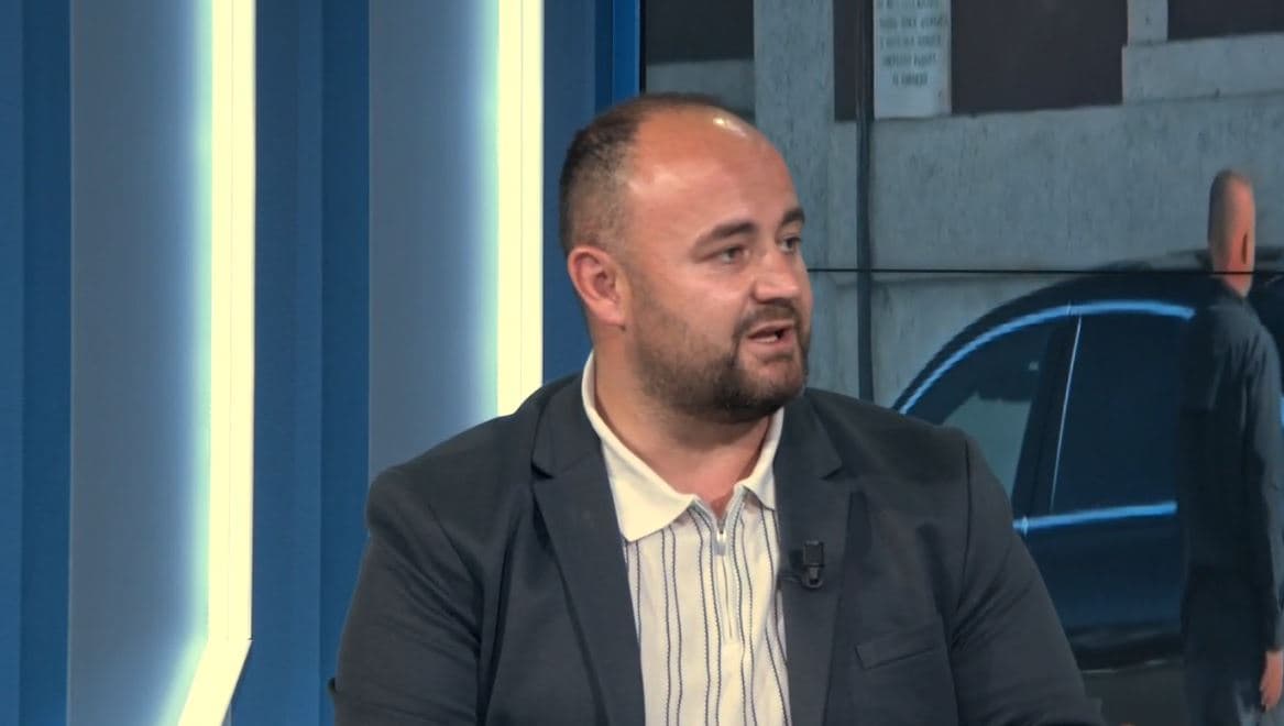 Dorëheqja e drejtorëve/ Kume: Rama po kërkon të afrojë sa më shumë të djathtë opozitarë (VIDEO)