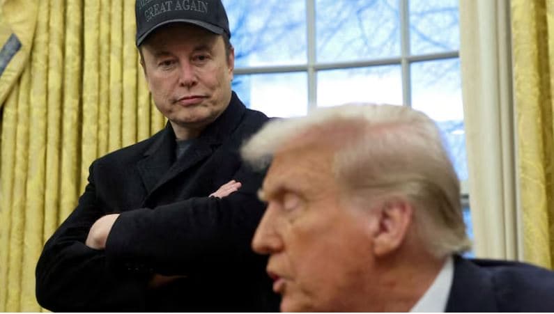 Elon Musk ripropozon idenë e themelimit të partisë së tij