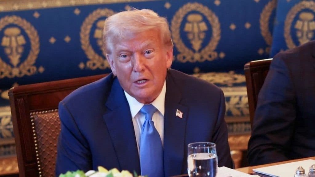 Trump shtyn vendimin për rritjen e tarifave, letër 14 vendeve