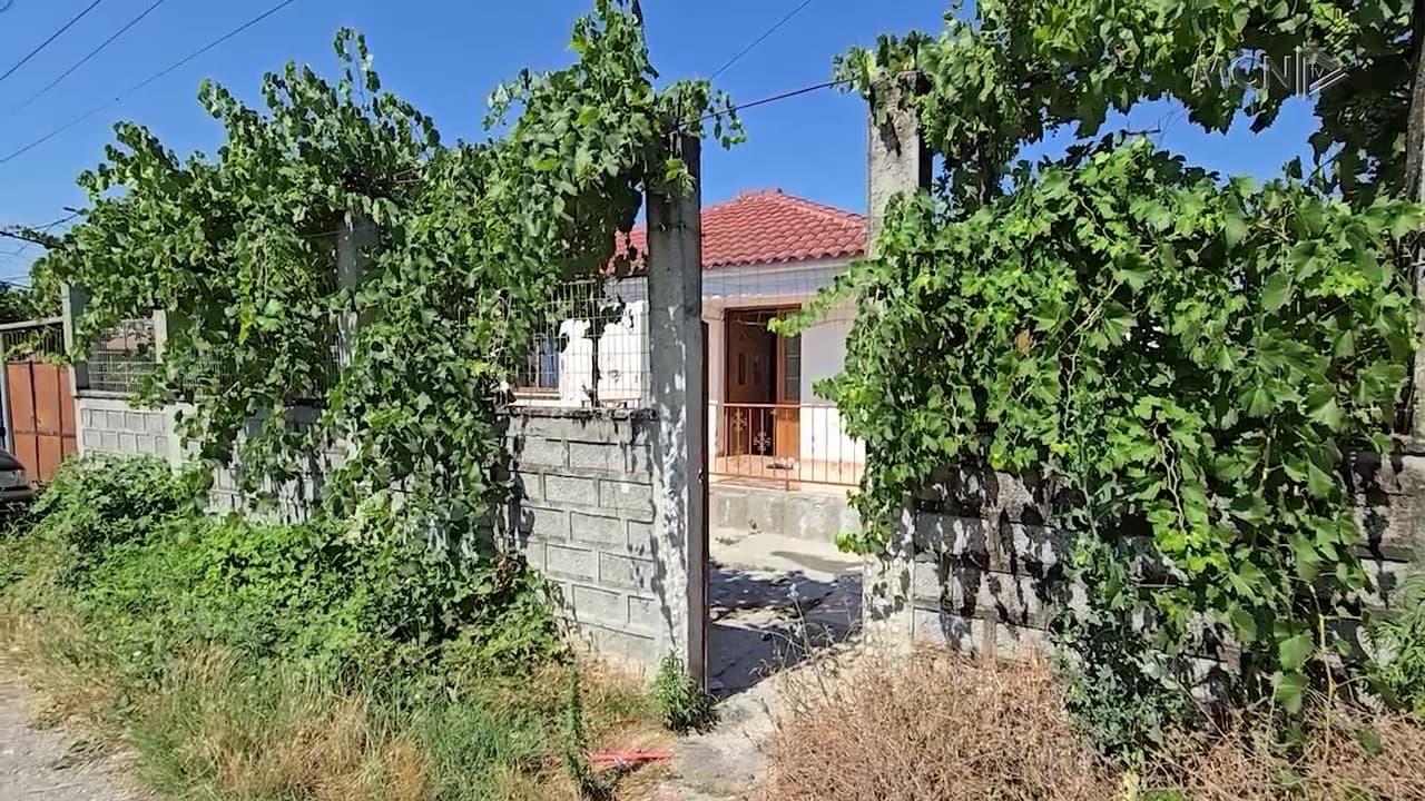 Dyshohet se abuzoi me të bijën / Arrestohet 36-vjeçari pas denoncimit nga nëna (VIDEO)