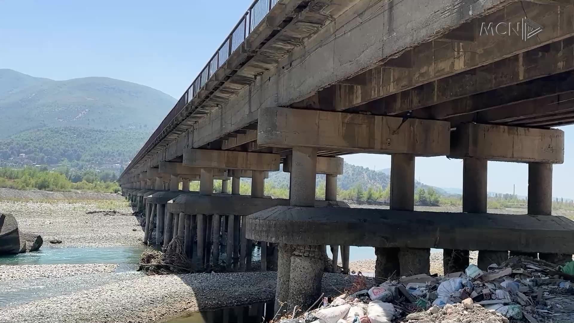 Ura e Milotit e mbyllur pa afat / Nikolli: Kemi devijuar trafikun në itinerare alternative (VIDEO)