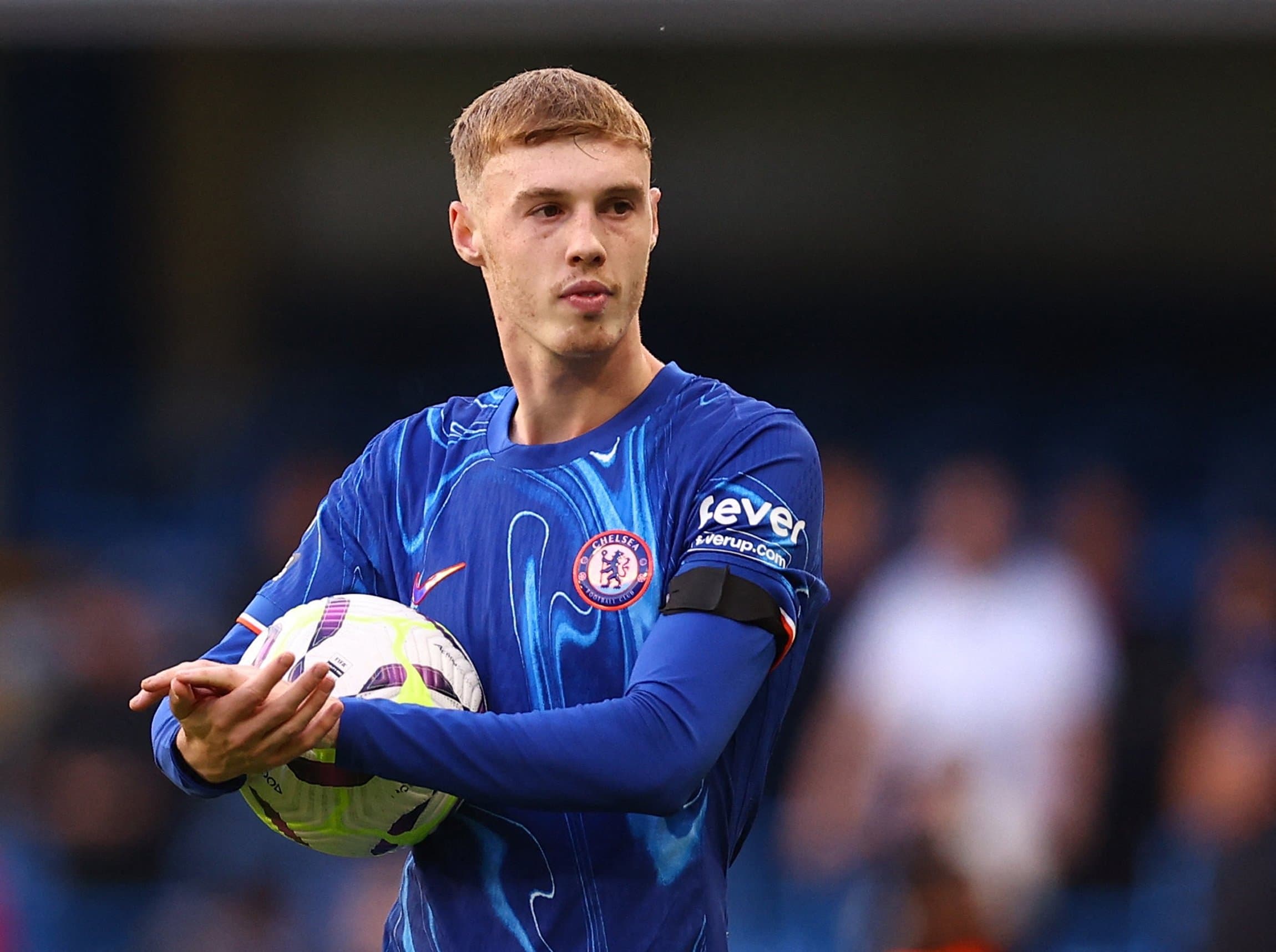 Manchester City, superofertë për Cole Palmer