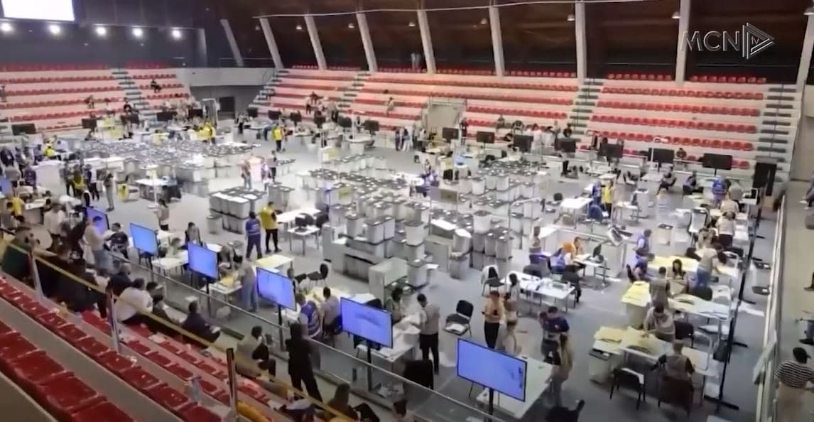 Zgjedhje me patronazhistë dhe abuzime/ KSHH kërkon depolitizim të administratës zgjedhore (VIDEO)