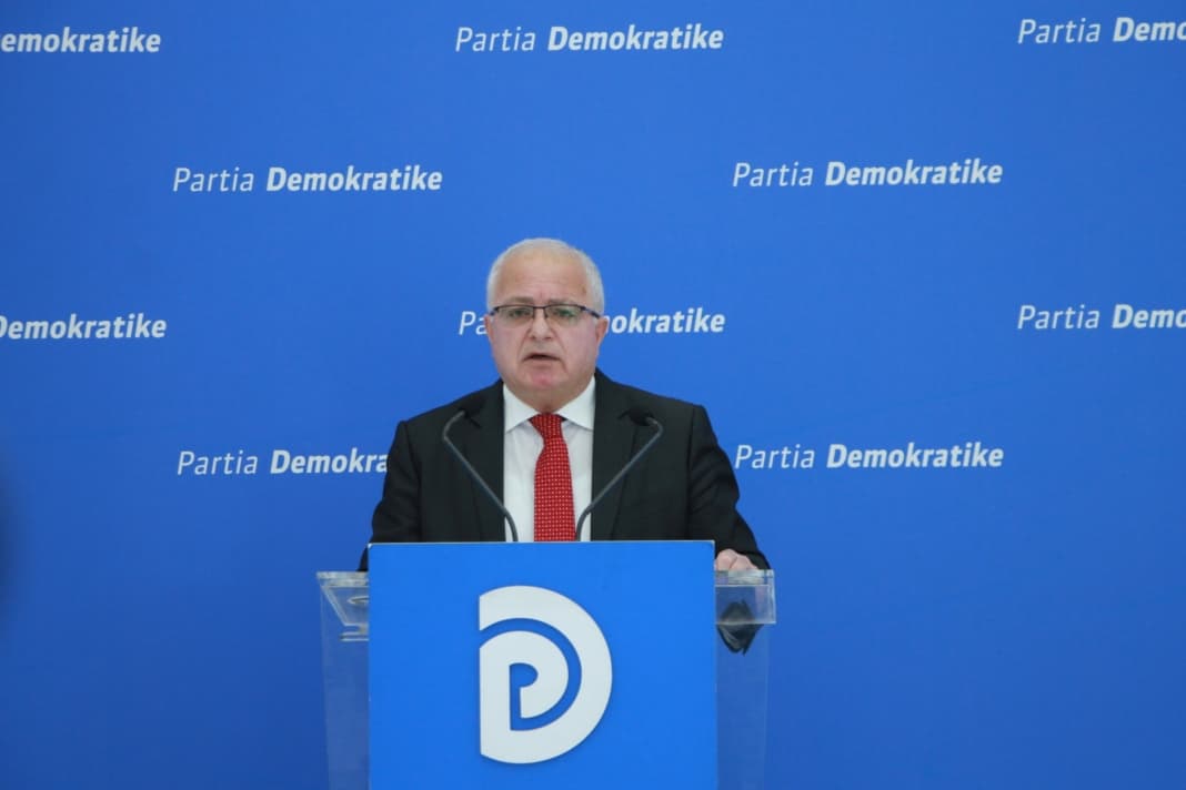 Spaho i përgjigjet Alimehmetit dhe sulmon Flamur Nokën: Mjeshtri i çorganizimit