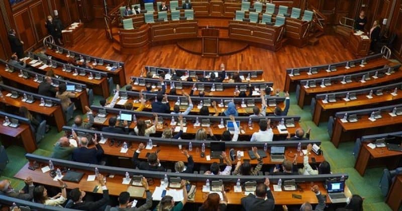 Dështon sërish konstituimi në Kosovë, tre kandidatët e LVV nuk marrin votat