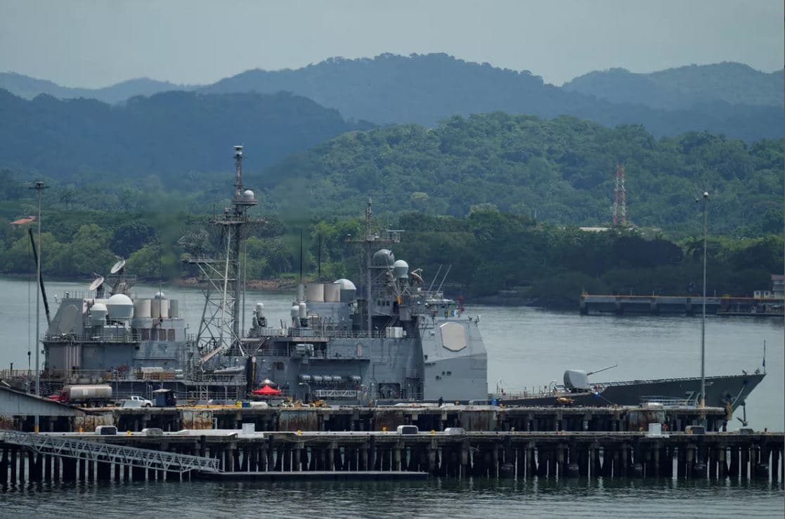 Tensione midis SHBA dhe Venezuelës, anija luftarake amerikane kalon në Kanalin e Panamasë