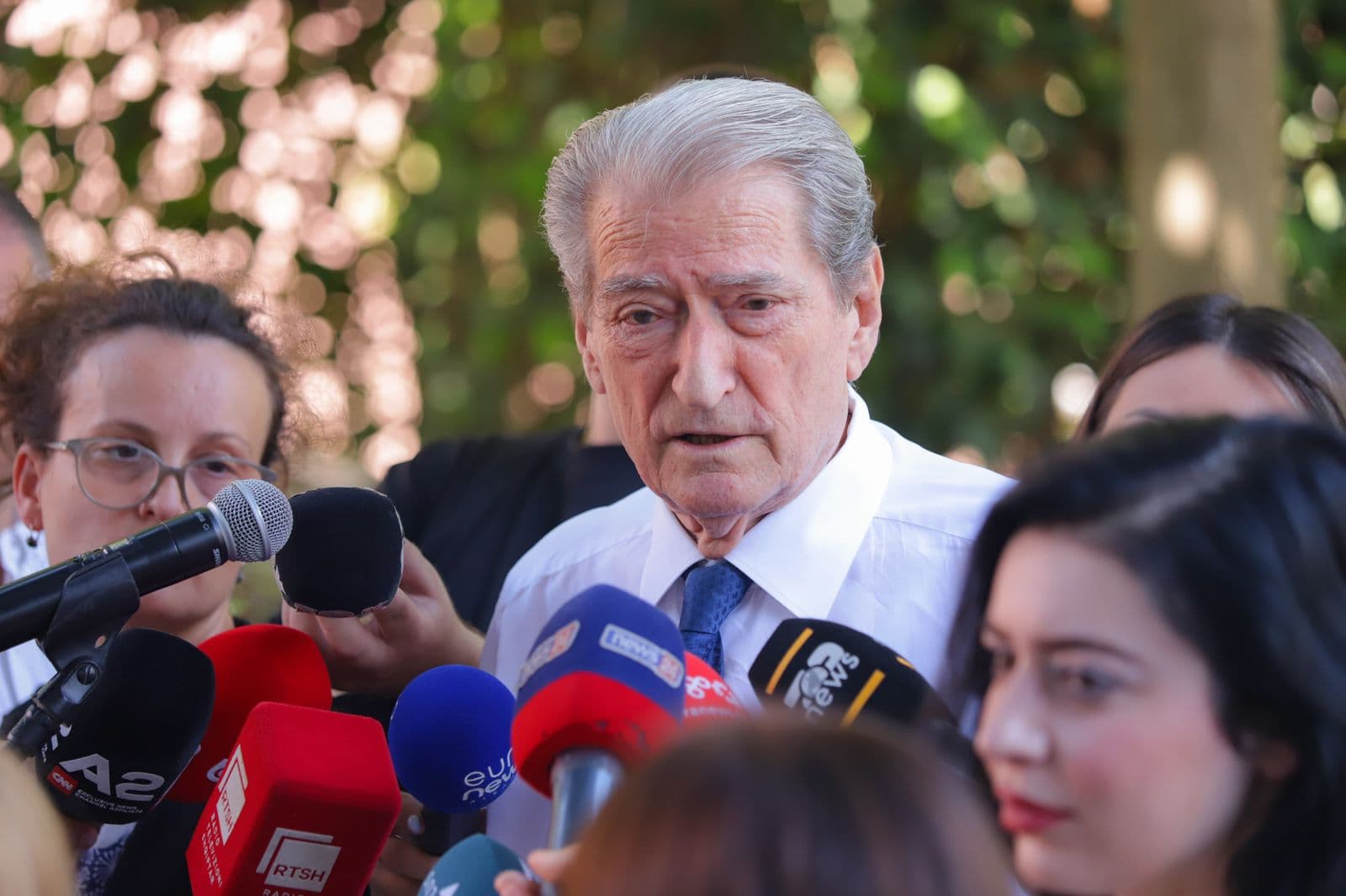 Berisha: Meta në burg pa asnjë fakt. Manja me një biznesmen kërcënuan Veliajn në burg