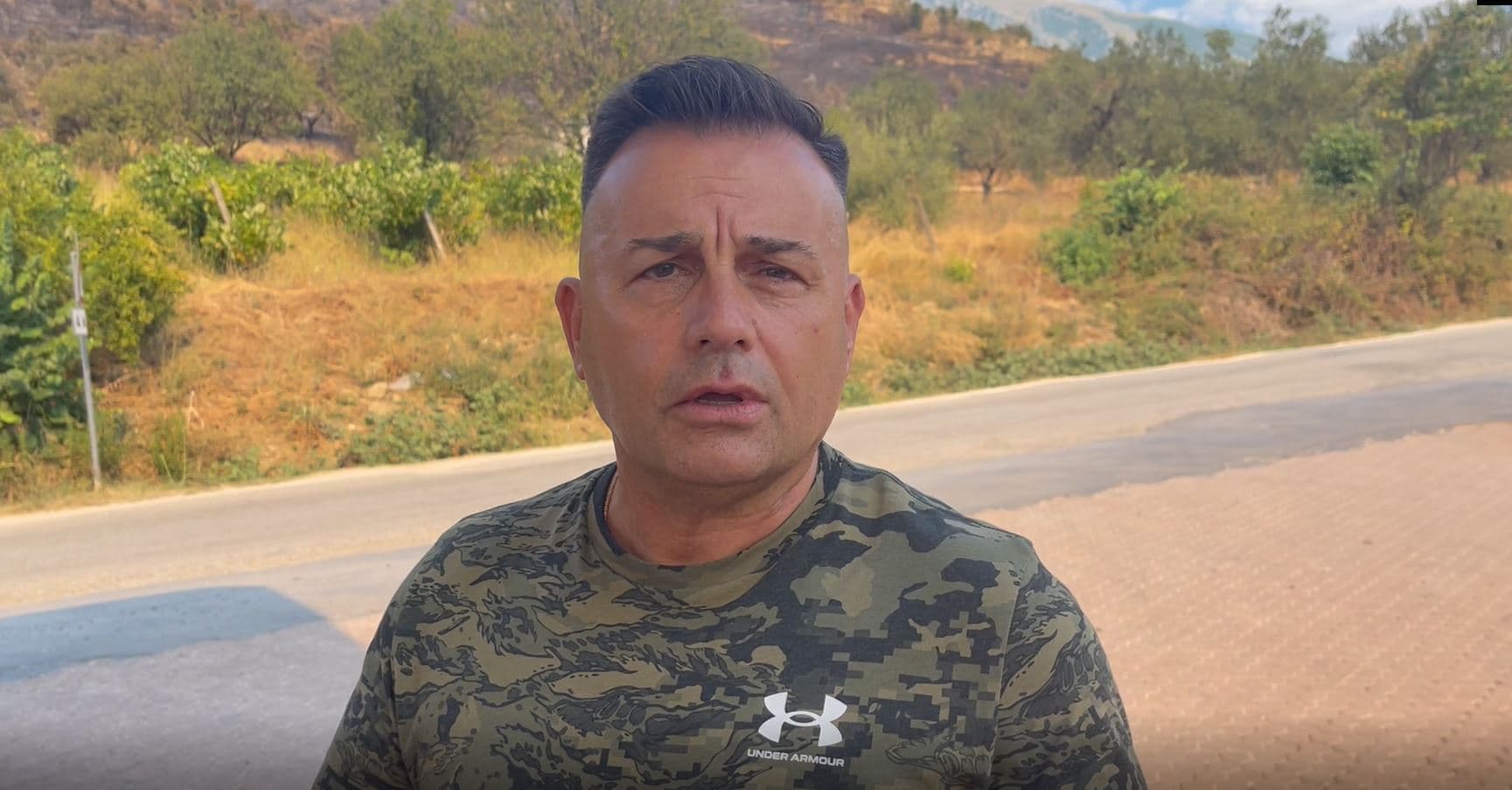 Situatë kritike nga zjarri në Plashnik, kryebashkiaku i Poliçanit kërkon evakuimin banorëve
