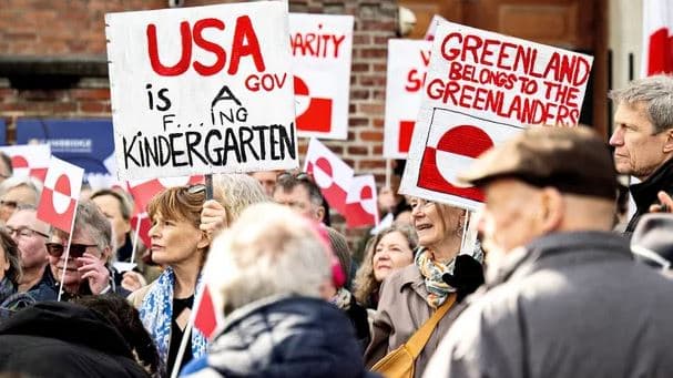“Përpjekje për ndërhyrje në Groenlandë”, Danimarka thërret diplomatin amerikan